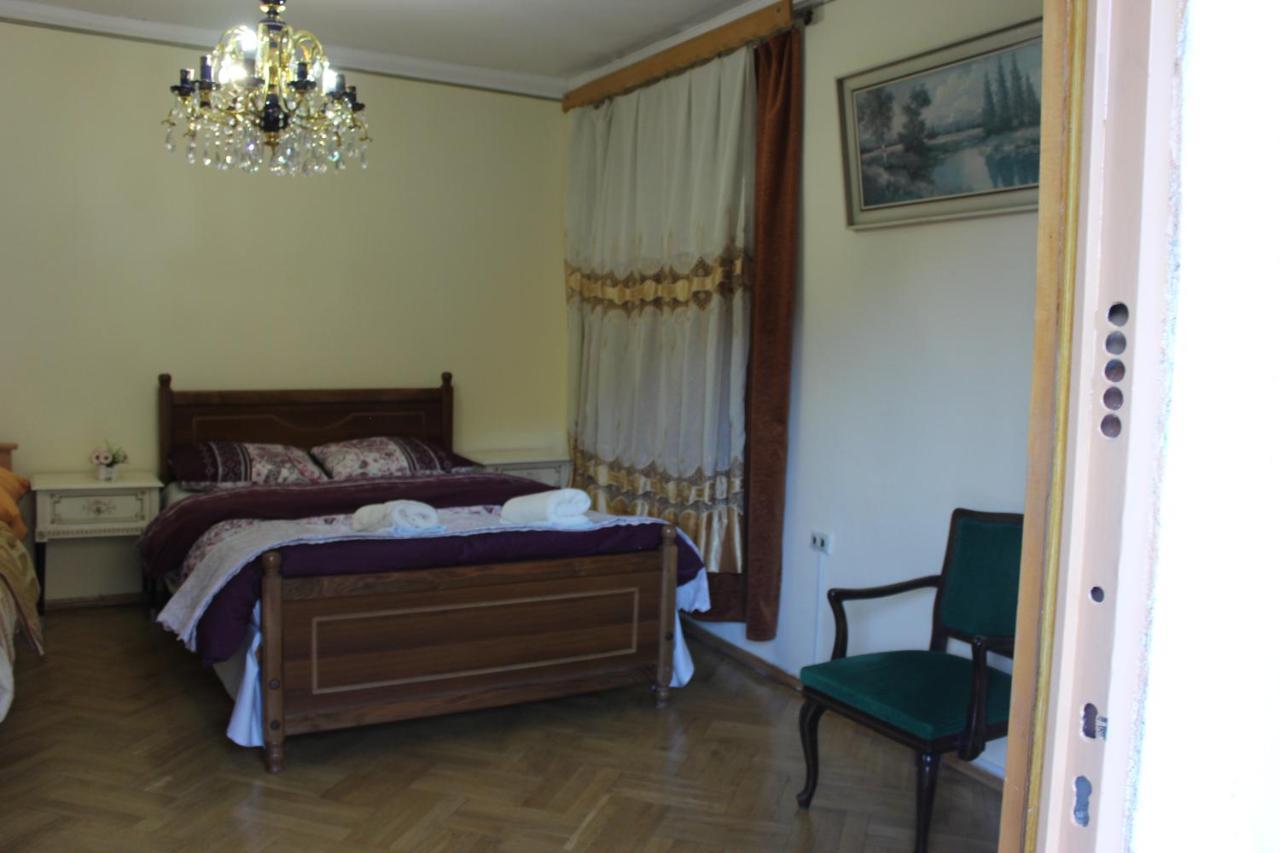 Old District Guest House Tbilisi Exterior photo